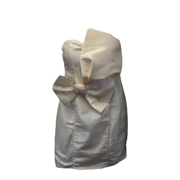 Miss‎ Minuet Mini HOCO Dress S Ivory Sheath Asymmetric Neck Strapless Bow Detail - Picture 2 of 9